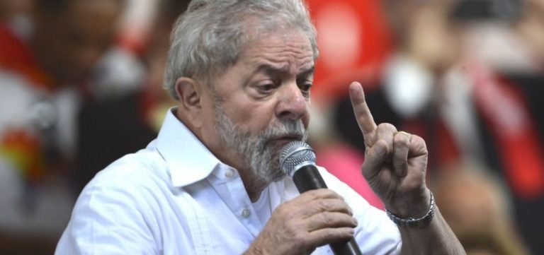 Lula compara Bolsonaro ao imperador Nero: ‘Incendeia todo o país’