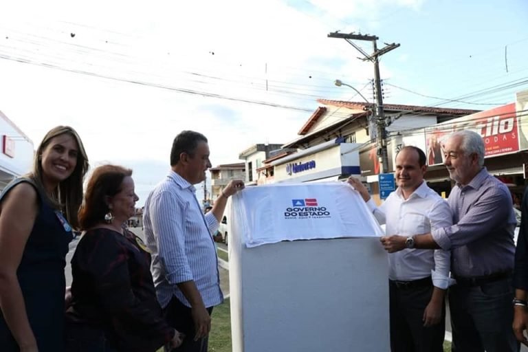 Governador Rui Costa realiza entrega de obras em Amargosa