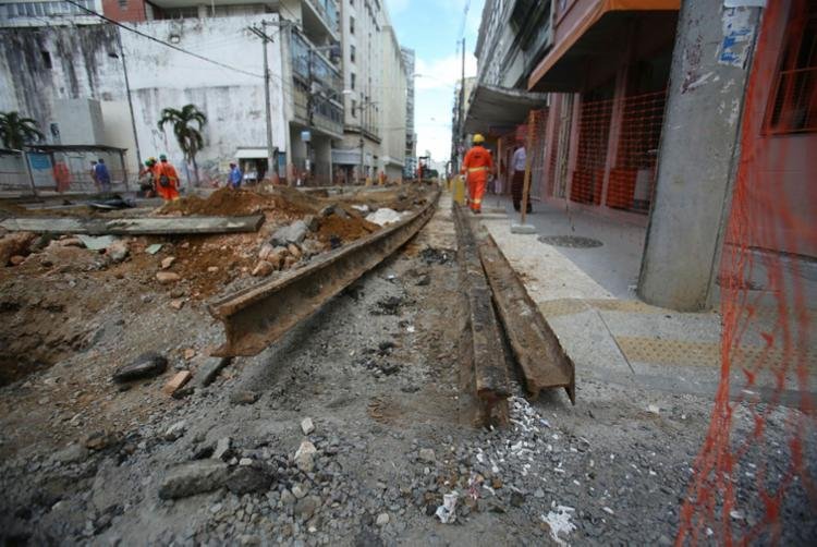 Diagnóstico revela mais de 2 mil obras públicas paralisadas no Brasil