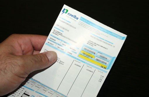 Clientes podem parcelar fatura de energia no cartão de crédito