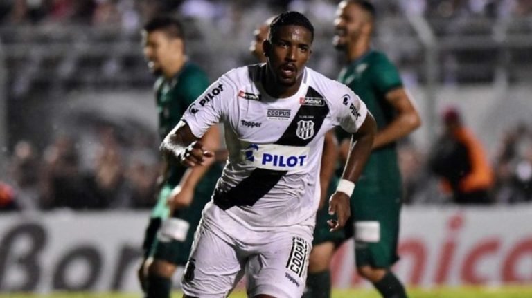 Jogador do Vasco morre em acidente de trânsito