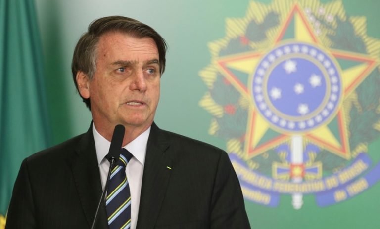 Bolsonaro sanciona lei que permite internação forçada de usuários de drogas