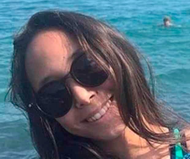 Garota de 14 anos morre após celular explodir no travesseiro