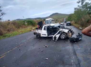 Itororó: Três ficam feridos em colisão de caminhão com carro na BA-263