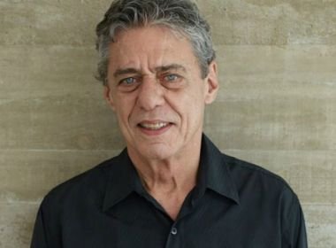 Chico Buarque é irônico ao saber da resposta de Bolsonaro sobre assinar Prêmio Camões