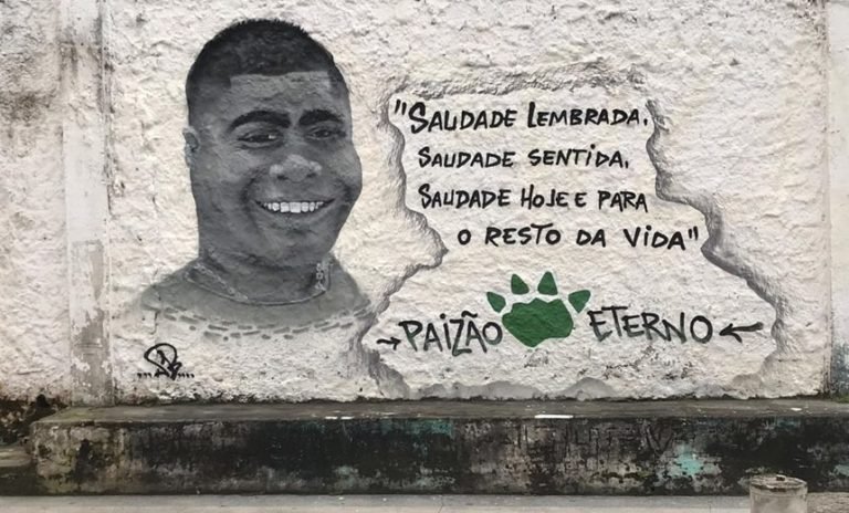 Chefe do tráfico em Salvador ganha homenagem em praça pública após sua morte