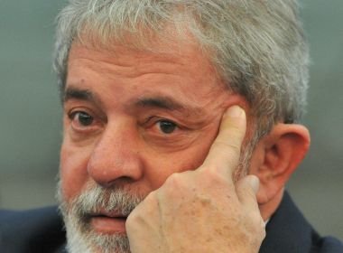 Relator no TRF-4 vota para aumentar pena de Lula no caso do sítio de Atibaia