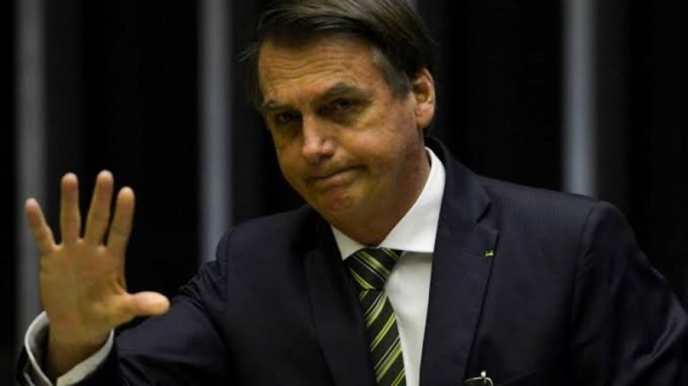 PGR encaminha à 1ª instância investigação contra presidente Jair Bolsonaro por improbidade administrativa