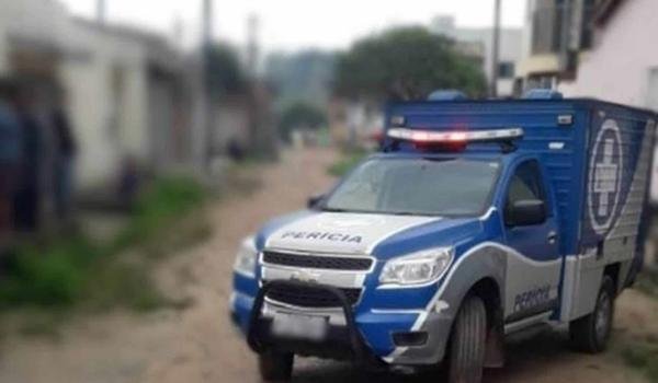 Irmãos são mortos após terem casa invadida por grupo armado na Bahia