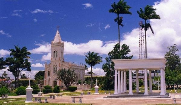 Igrejas são alvos de arrombadores em Amargosa