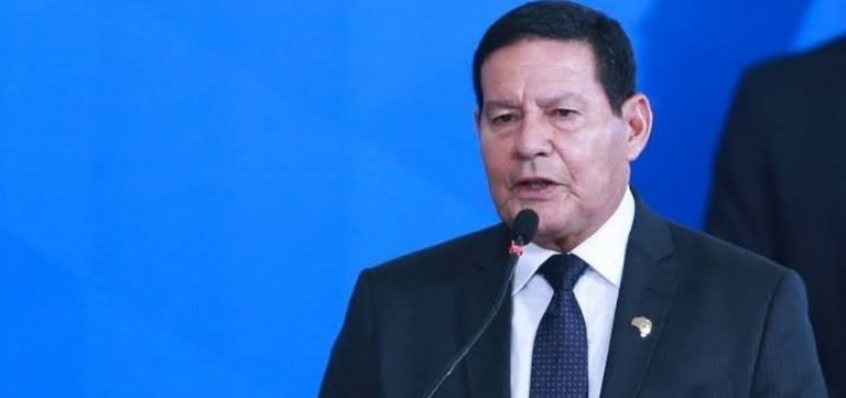 Vice-presidente Mourão diz ver exagero em operação contra aliados de Bolsonaro