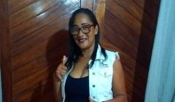 Mulher é brutalmente assassinada a golpes de motosserra pelo ex-marido, em Itabuna