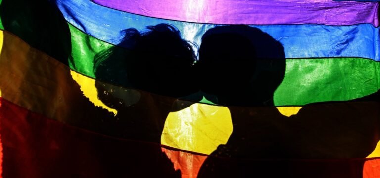 Parada do Orgulho LGBTQIA+ será vitual este ano por conta do coronavírus