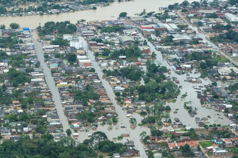 Artistas reforçam pedido de ajuda para famílias atingidas pela cheia dos rios: ‘SOS Acre’