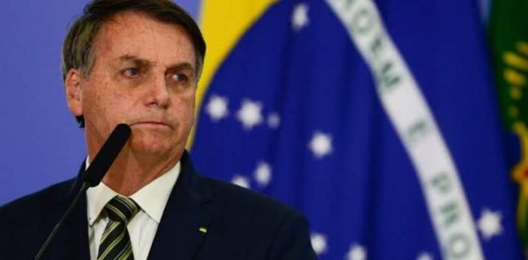 ‘Eu acho que vai ter prorrogação do auxílio emergencial’, diz Bolsonaro