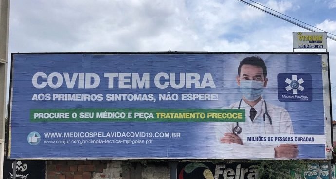 Peça publicitária assinada por associação de médicos promete “cura” da Covid-19 em Feira de Santana