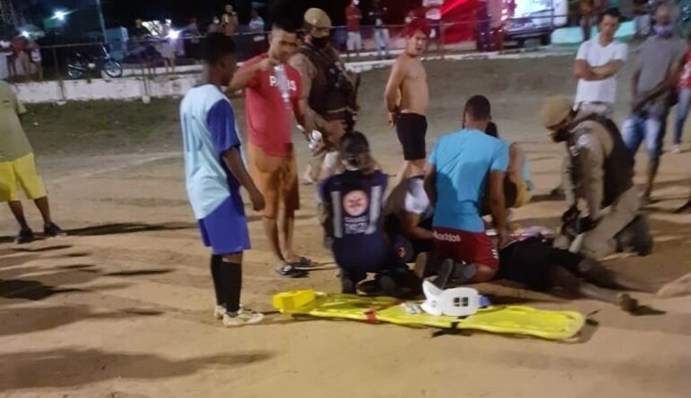 Jovem sofre infarto fulminante durante partida de futebol em Jequié