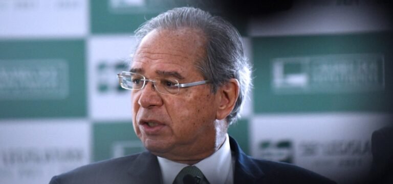 “É inadmissível”, diz Guedes sobre rico não pagar imposto sobre dividendos