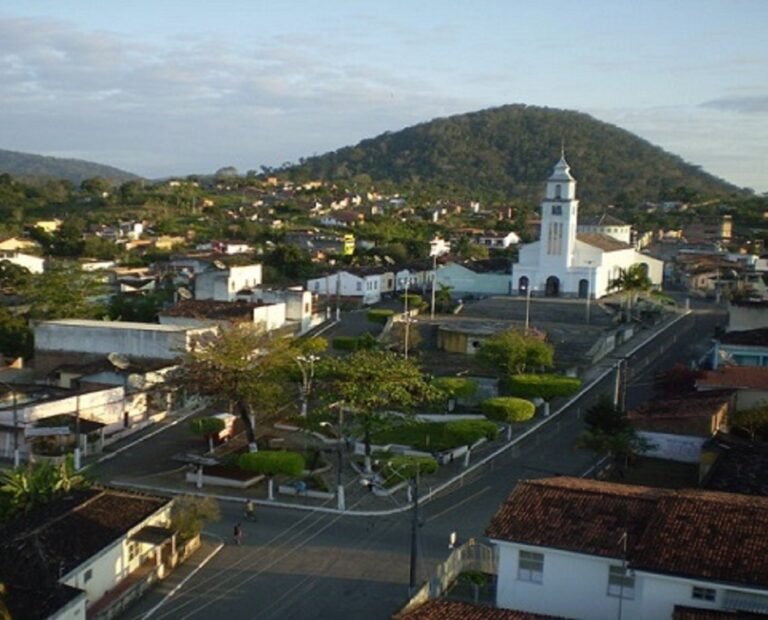 Irmãos gêmeos denunciados por abusarem sexualmente de uma adolescente de 12 anos são presos em Coaraci