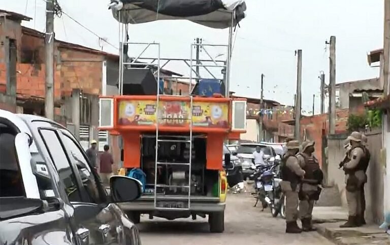 São Gonçalo dos Campos: evento acaba em confusão entre prefeito e PM