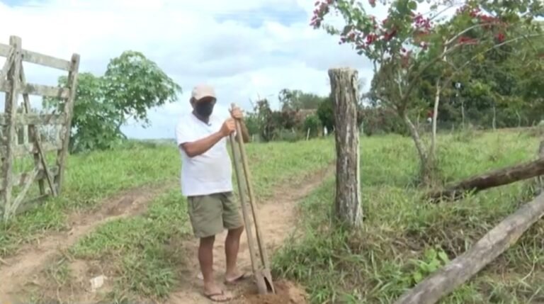 Agricultor da Bahia descobre que está morto desde 2017