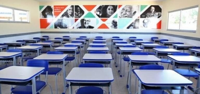 Governo confirma retorno de aulas com rodízio e presença de 50% dos estudantes