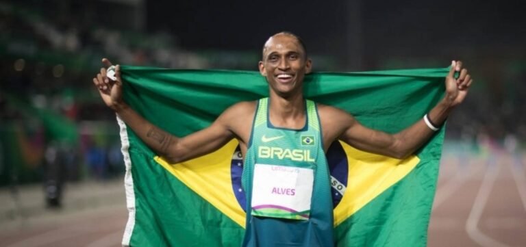 Olimpíadas 2020: Brasileiro Alison dos Santos vai à final dos 400m com barreira