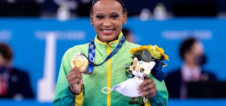 Rebeca Andrade será a porta-bandeira do Brasil na cerimônia de encerramento das Olimpíadas