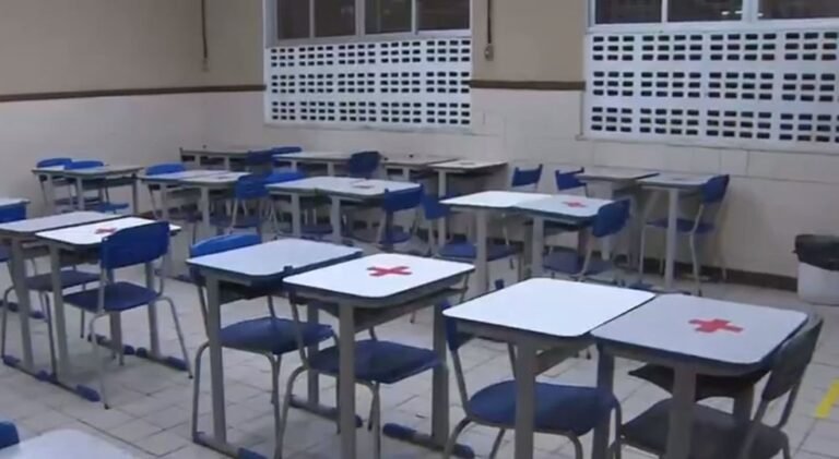 Governo da Bahia define que aulas semipresenciais do ensino fundamental começarão na segunda-feira