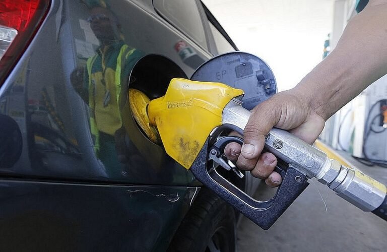 Na Bahia, gasolina sobe mais de 3% após reajuste de preços da Petrobras