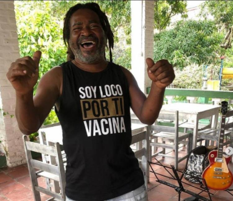 Irmão de Edson Gomes, cantor Tin Tim Gomes morre em São Félix
