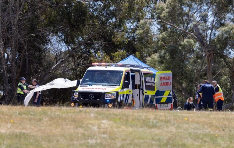 Quatro crianças morrem em acidente com castelo inflável em escola na Austrália