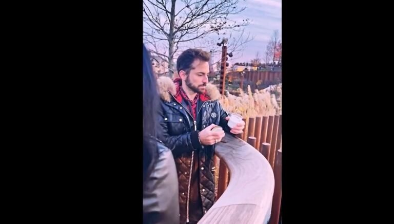 Thales Bretas, marido de Paulo Gustavo, joga cinzas do humorista em parque em Nova York