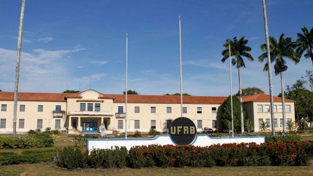 UFRB abre seleção para transferência externa, portador de diploma e rematrícula 2021.2