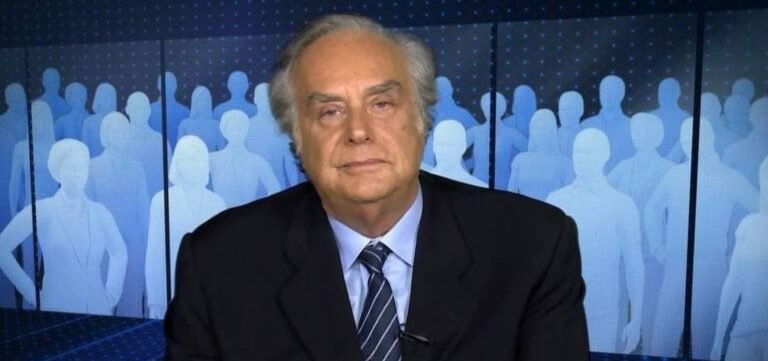 Morre Arnaldo Jabor, cineasta e jornalista, aos 81 anos