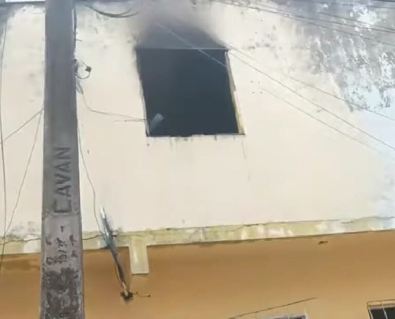 Criança de 2 anos morre após incêndio dentro de casa em Itabuna