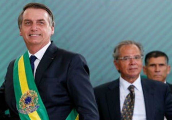 Bolsonaro afirma não entender de economia nem Guedes de política: ‘Casal perfeito’