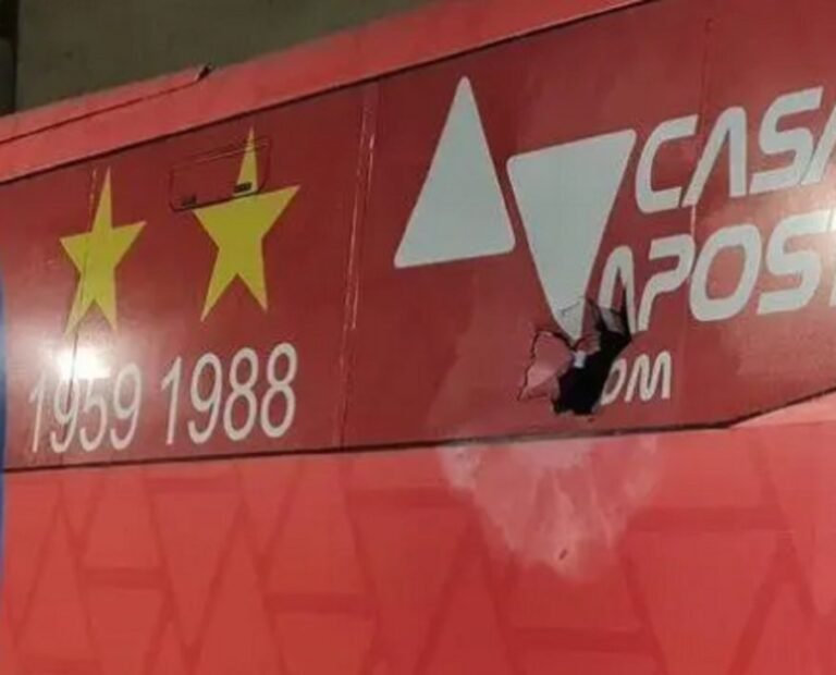 “Torcedores”, suspeitos de ataque a ônibus do Bahia são afastados pela Organizada do clube