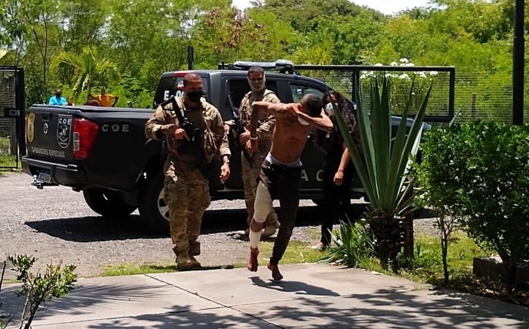 Operação da polícia em Salvador e RMS termina com seis presos e dois mortos em confronto