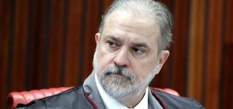Procurador-geral Augusto Aras defende a constitucionalidade do novo piso nacional da enfermagem