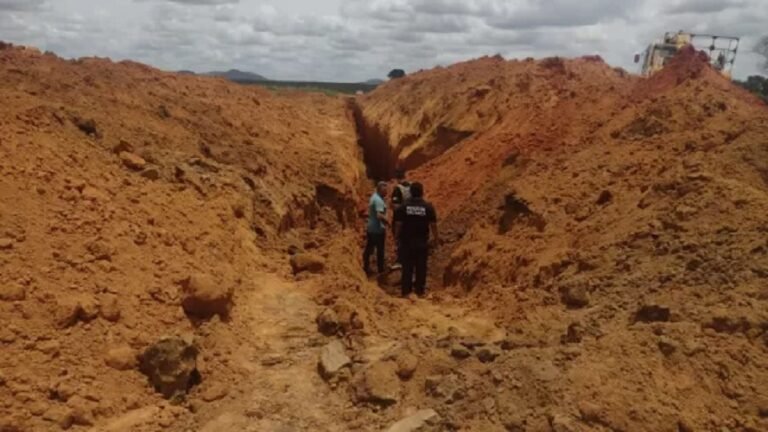 Homem morre após ser soterrado em obra no sul da Bahia