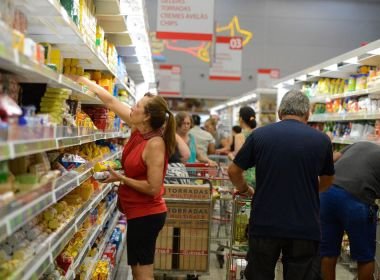 Inflação volta a subir após três meses de queda no Brasil