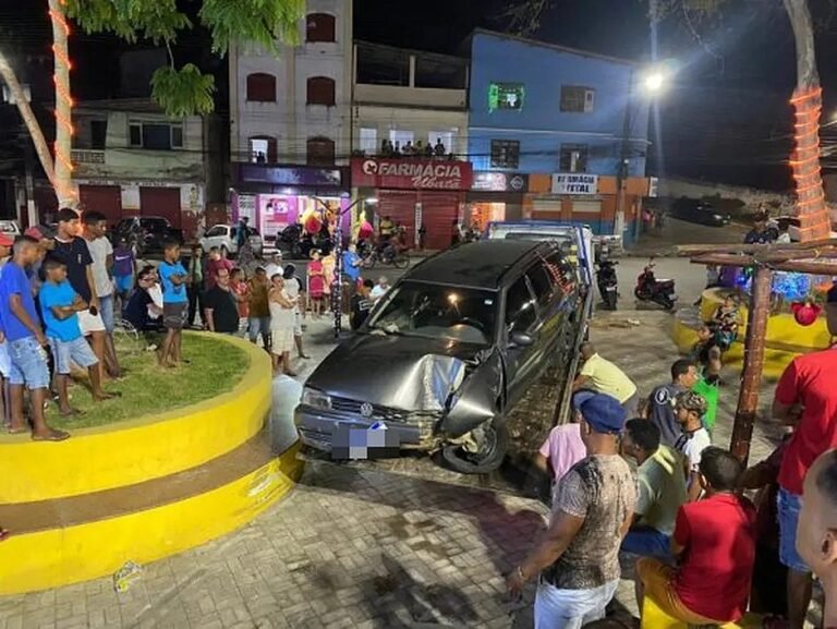 Motorista é preso após atropelar sete pessoas em Ubatã