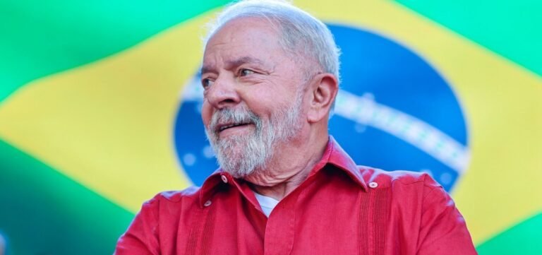 Lula desembarca nesta quinta em Salvador para assinar Lei Paulo Gustavo