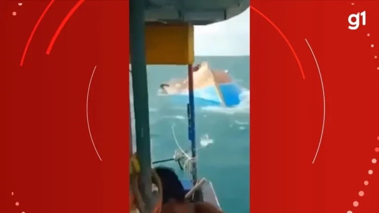 Pescadores são resgatados após seis dias à deriva em alto mar na Bahia