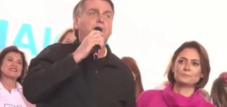 Michelle pede que Bolsonaro se retire do evento do PL Mulher: “Não era para estar presente”