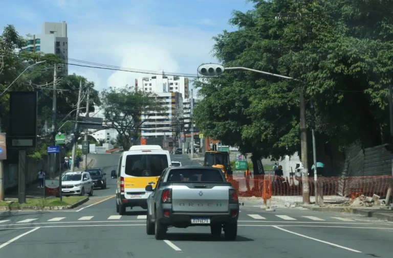 Após apagão, cidades da Bahia começam a retomar energia gradativamente