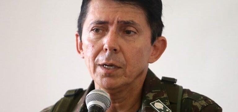 General da reserva é alvo de operação que investiga invasões do 8 de janeiro