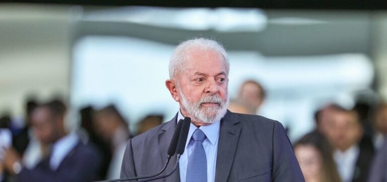 Lula decide indicar Flávio Dino para STF e Paulo Gonet para PGR, diz jornal