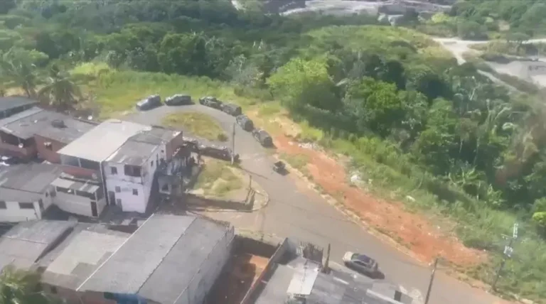 Polícia liberta dono de bar feito refém em Salvador; criminoso é morto